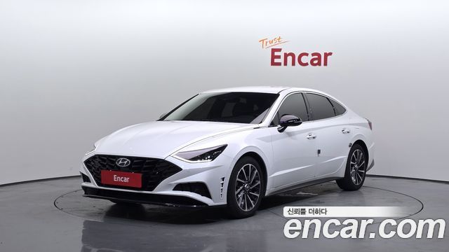 Hyundai Sonata (DN8)