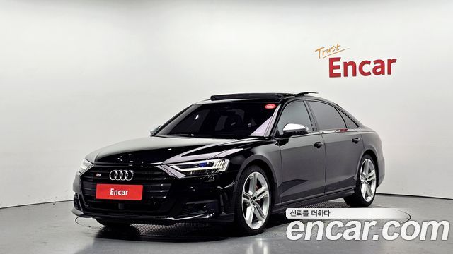 Audi S8 (D5)