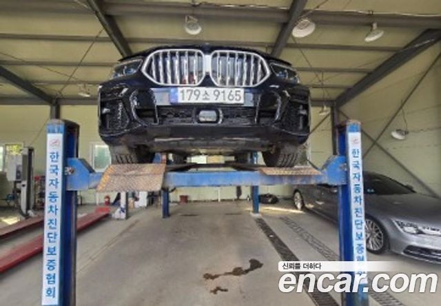 BMW X6 (G06)