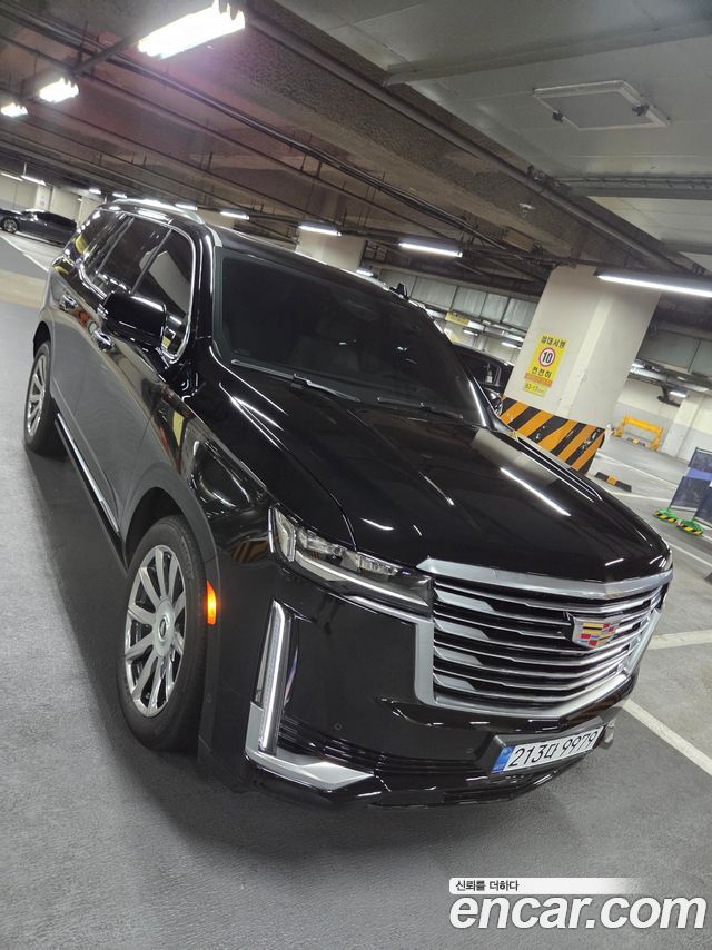 Cadillac Escalade 5th Gen