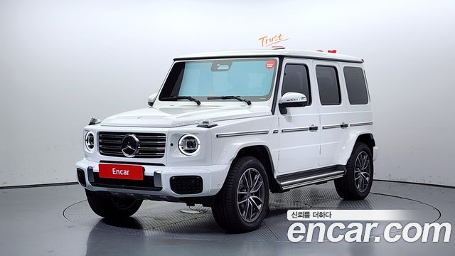 Mercedes-Benz G-Class W465