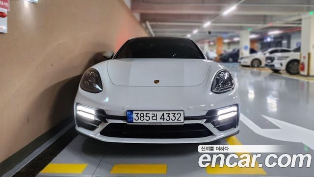 Porsche Panamera (971)