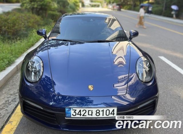Porsche 911 (992)