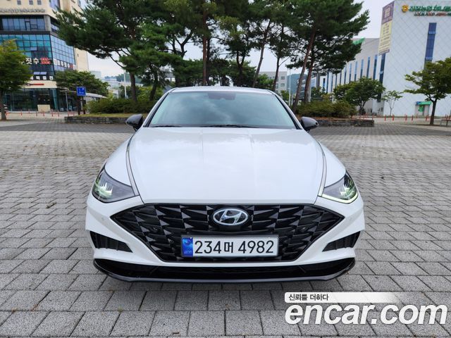 Hyundai Sonata (DN8)