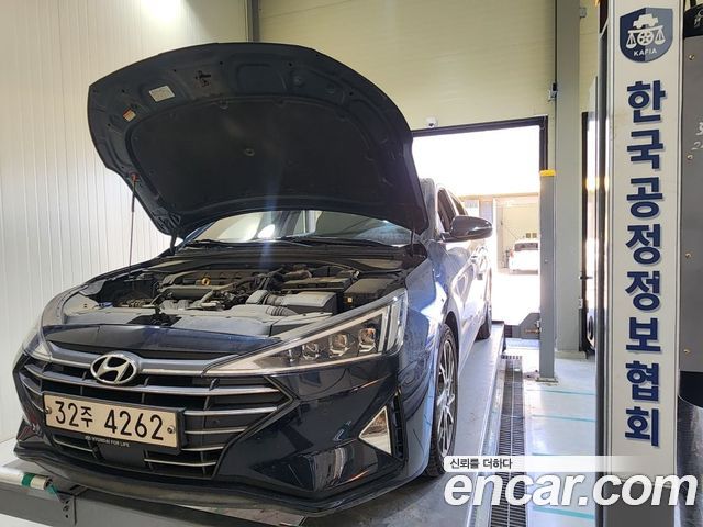 Hyundai The New Avante AD