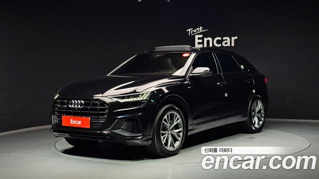 Audi Q8 (4M)