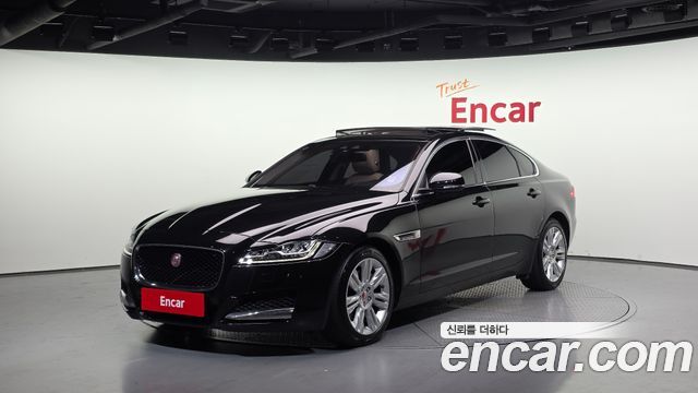 Jaguar XF (X260)
