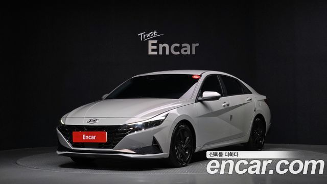 Hyundai Avante Hybrid (CN7)