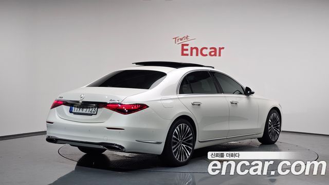 Mercedes-Benz S-Class W223