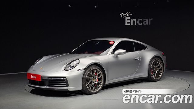 Porsche 911 (992)