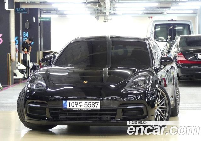 Porsche Panamera (971)
