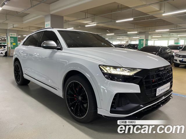 Audi Q8 (4M)