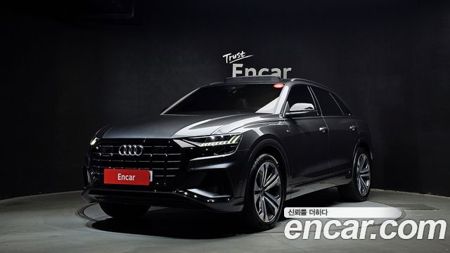 Audi Q8 (4M)