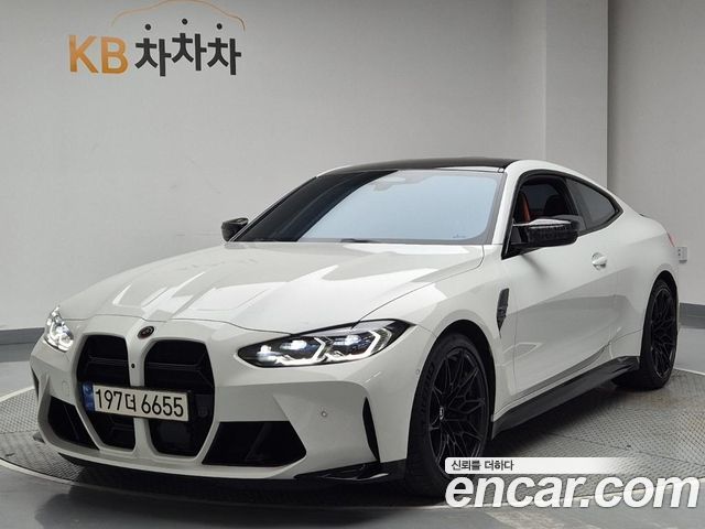 BMW M4 (G82)