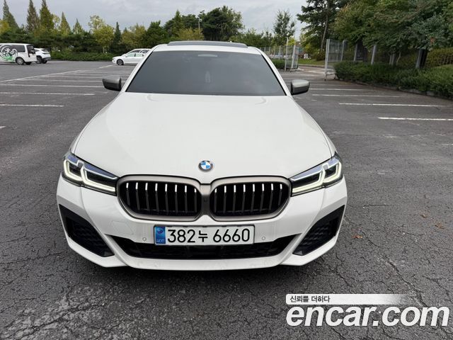 BMW 5 Series (G30)