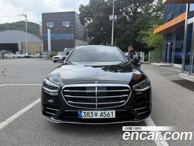 Mercedes-Benz S-Class W223