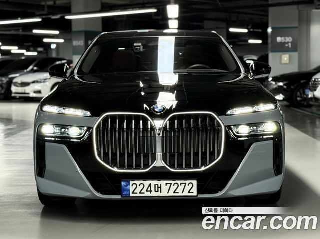 BMW 7 Series (G70)