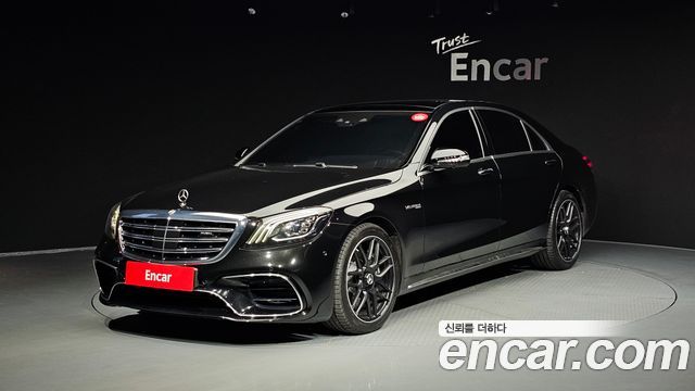 Mercedes-Benz S-Class W222