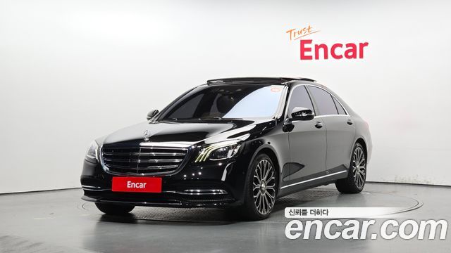 Mercedes-Benz S-Class W222