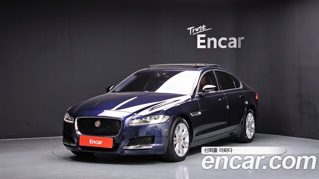 Jaguar XF (X260)
