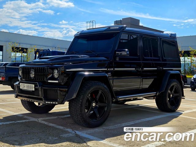 Mercedes-Benz G-Class W463