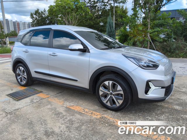 Kia Niro Plus