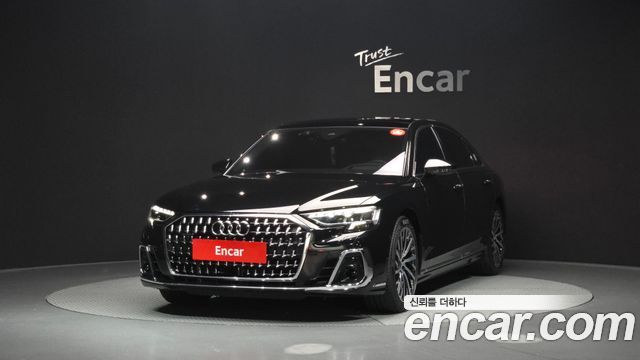 Audi A8 (D5)
