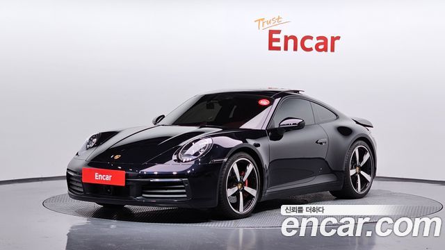 Porsche 911 (992)