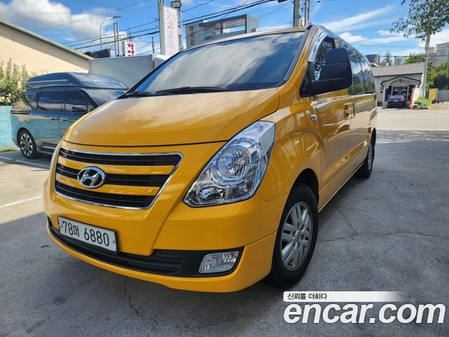 Hyundai Grand Starex