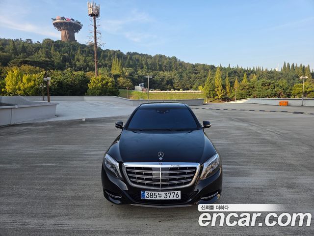 Mercedes-Benz S-Class W222