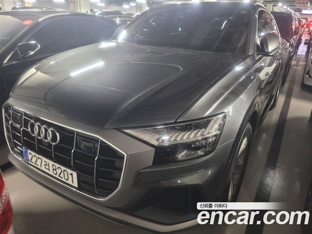 Audi Q8 (4M)
