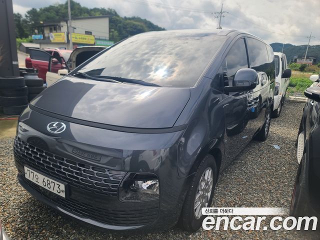 Hyundai Staria