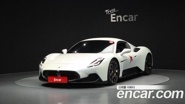 Maserati MC20