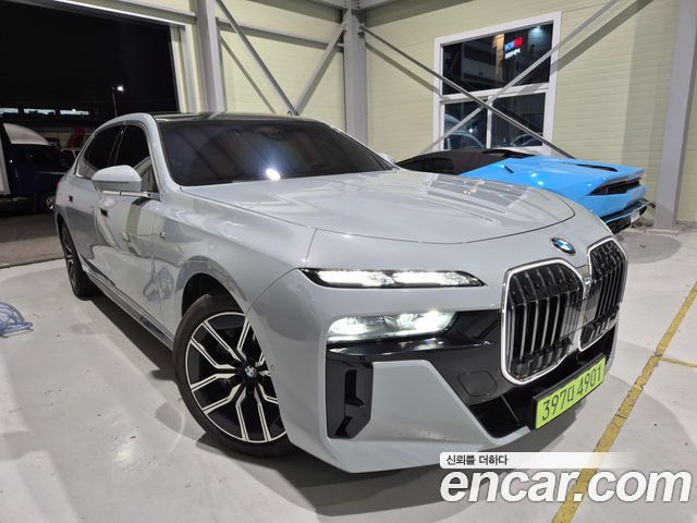 BMW 7 Series (G70)