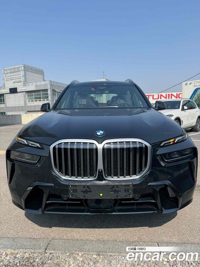 BMW X7 (G07)