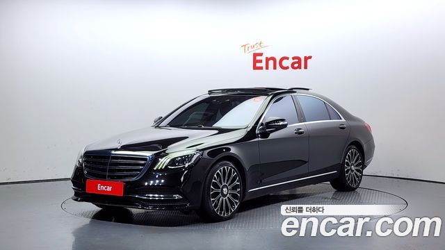 Mercedes-Benz S-Class W222