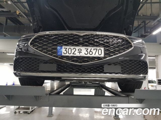 Genesis G90 (RS4)
