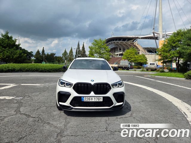 BMW X6M (G06)