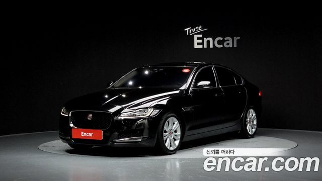 Jaguar XF (X260)