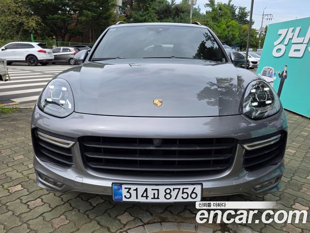 Porsche New Cayenne