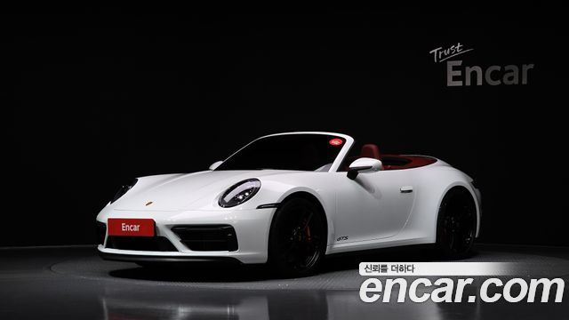 Porsche 911 (992)