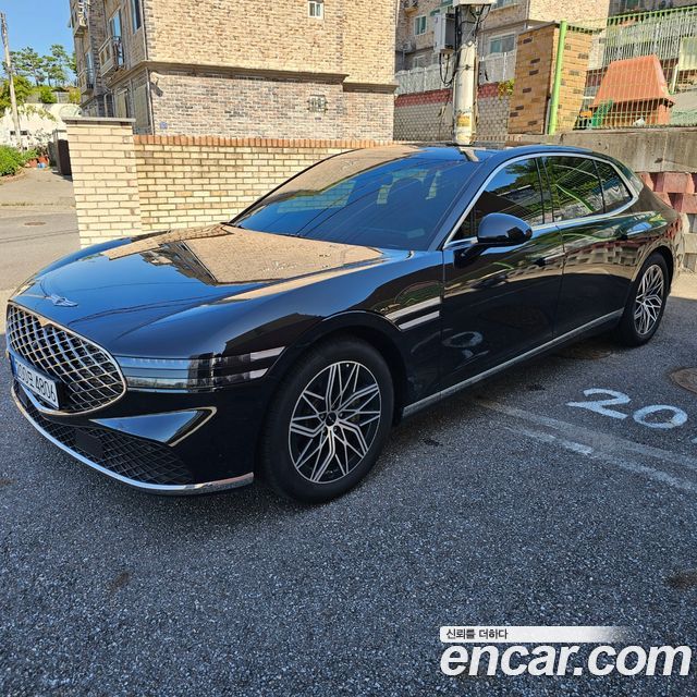 Genesis G90 (RS4)