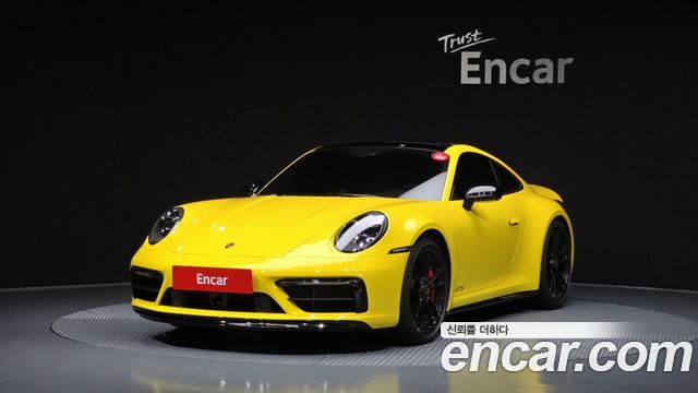 Porsche 911 (992)