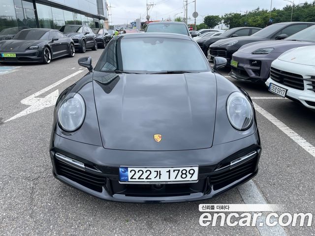 Porsche 911 (992)