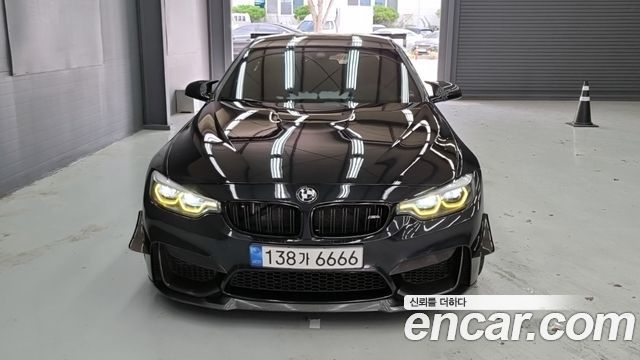 BMW M4 (F82)