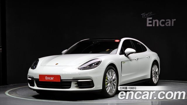 Porsche Panamera (971)