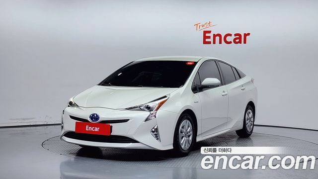 Toyota Prius 4th Gen