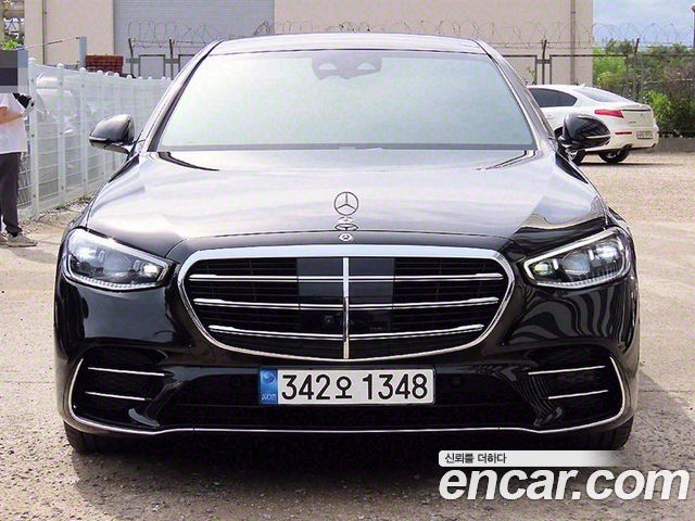 Mercedes-Benz S-Class W223