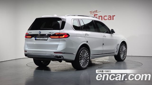BMW X7 (G07)