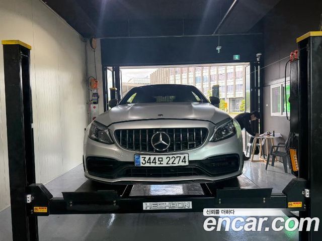 Mercedes-Benz C-Class W205